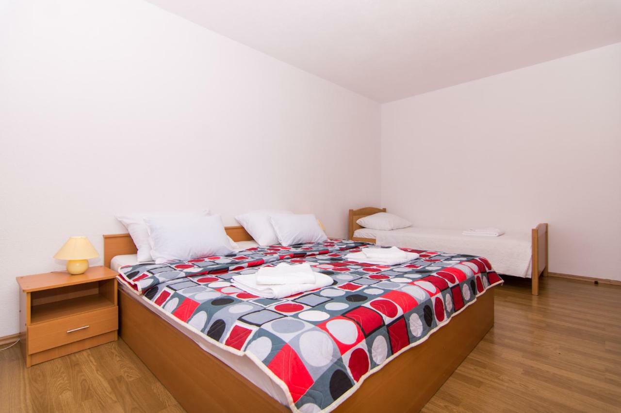 Apartments Jozic Seget Vranjica Exterior photo