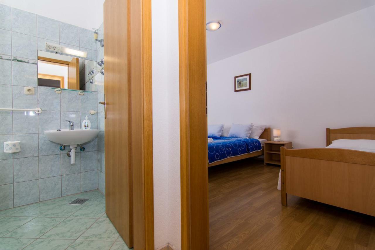 Apartments Jozic Seget Vranjica Exterior photo