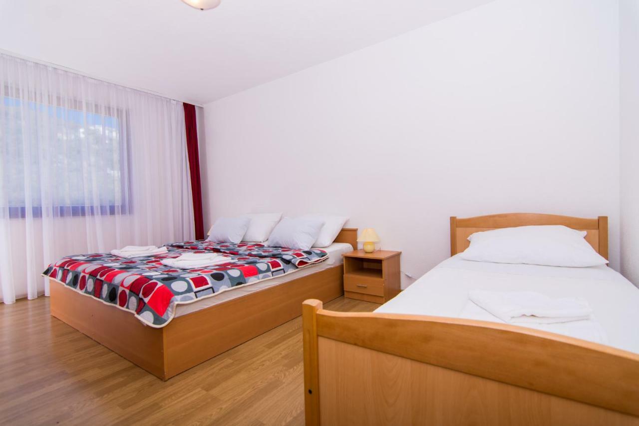 Apartments Jozic Seget Vranjica Exterior photo